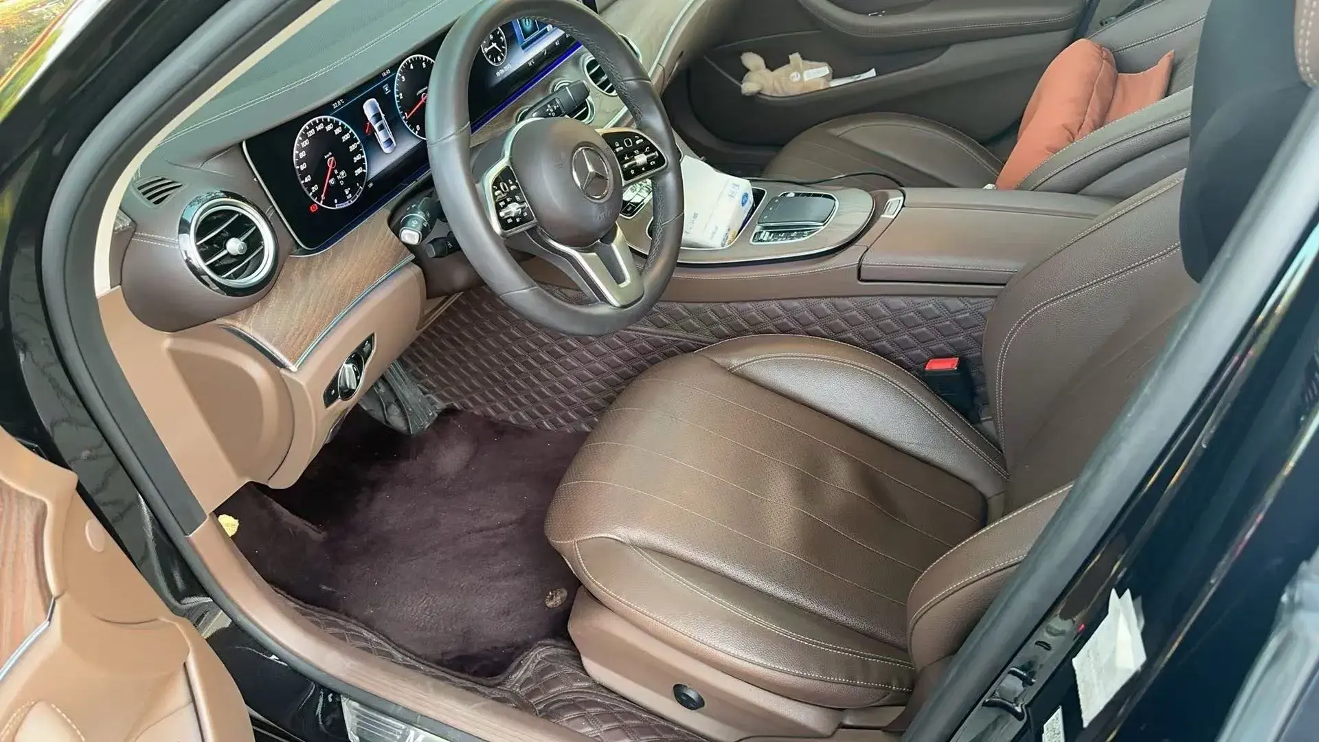 2020 MERCEDES-BENZ E thumbnail 4