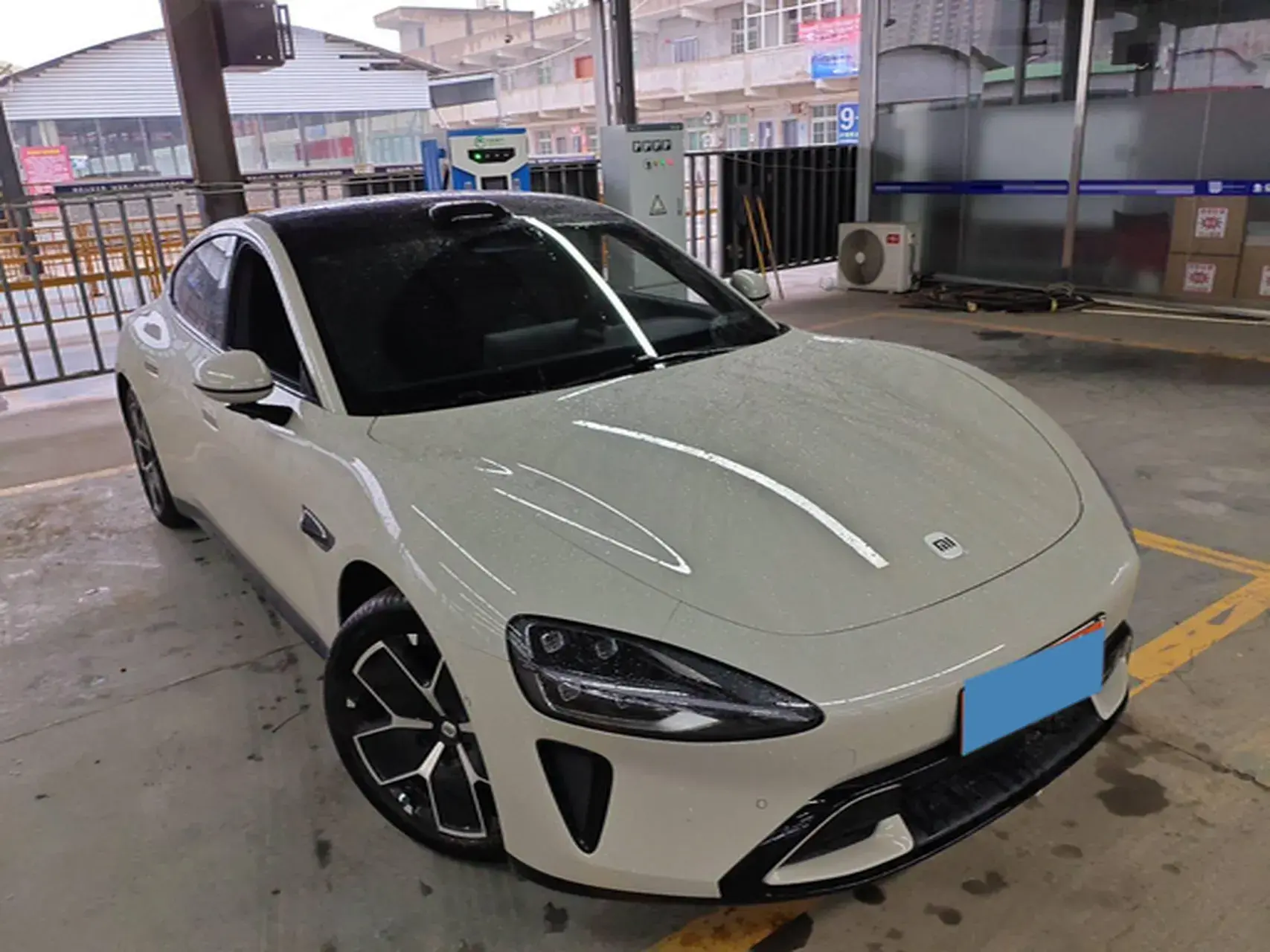 2024 MI SU7 thumbnail 2