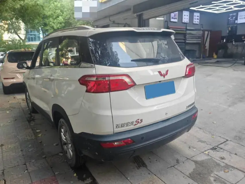 2019 WULING HONGGUANG thumbnail 4