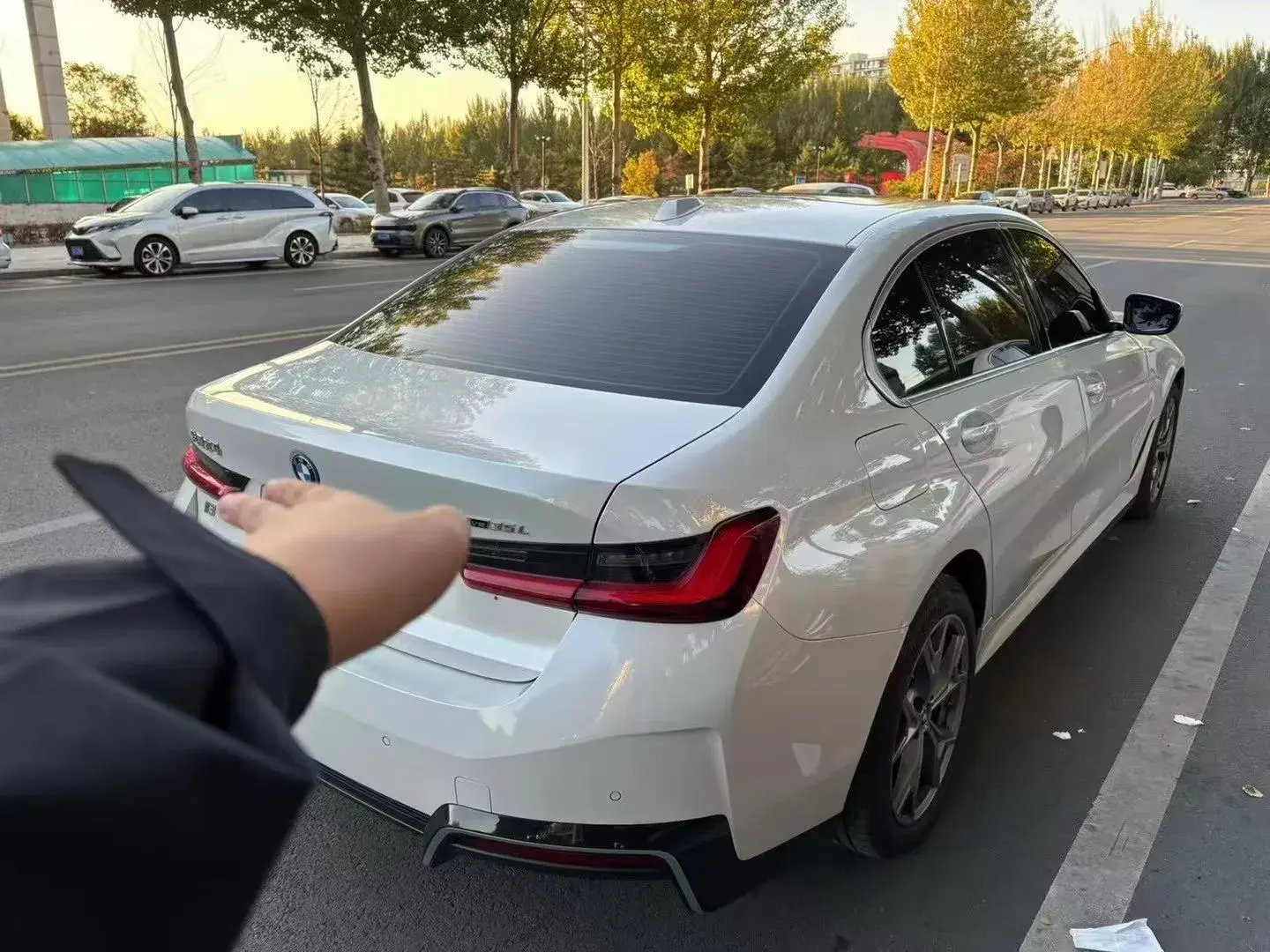 2022 BMW I3 thumbnail 3