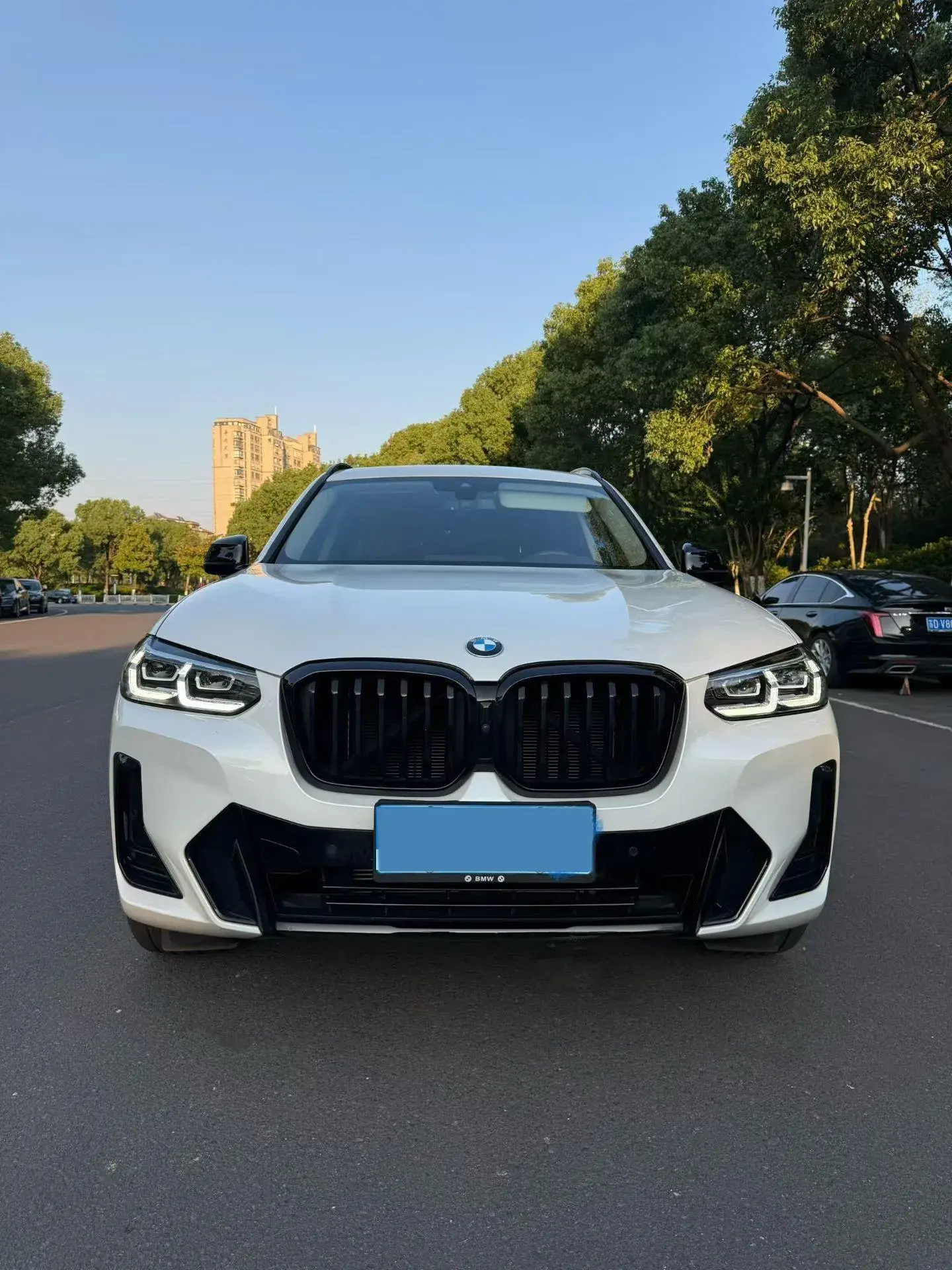 2023 BMW X3 thumbnail 2