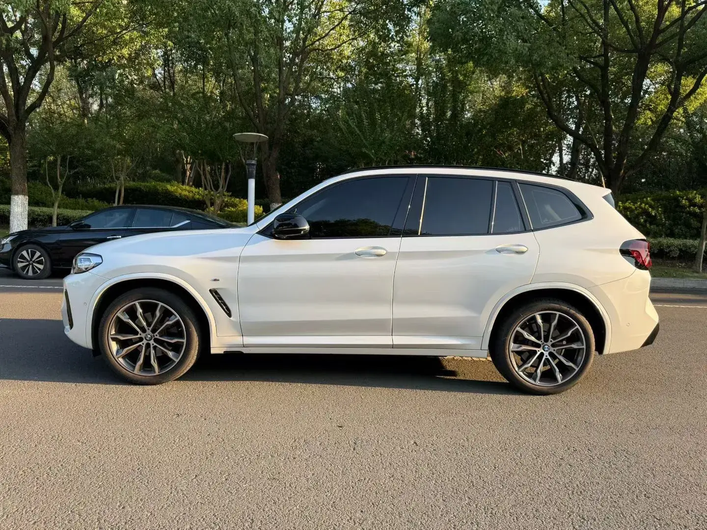 2023 BMW X3 thumbnail 4