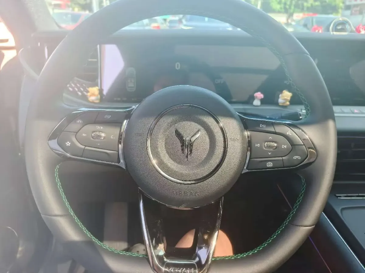 2025 Voyah FREE 1.5T 150HP L4 REEV 43KWH,autocango,china used car exporter,china ev exporter,chinese used car exporter,chinese used ev exporter