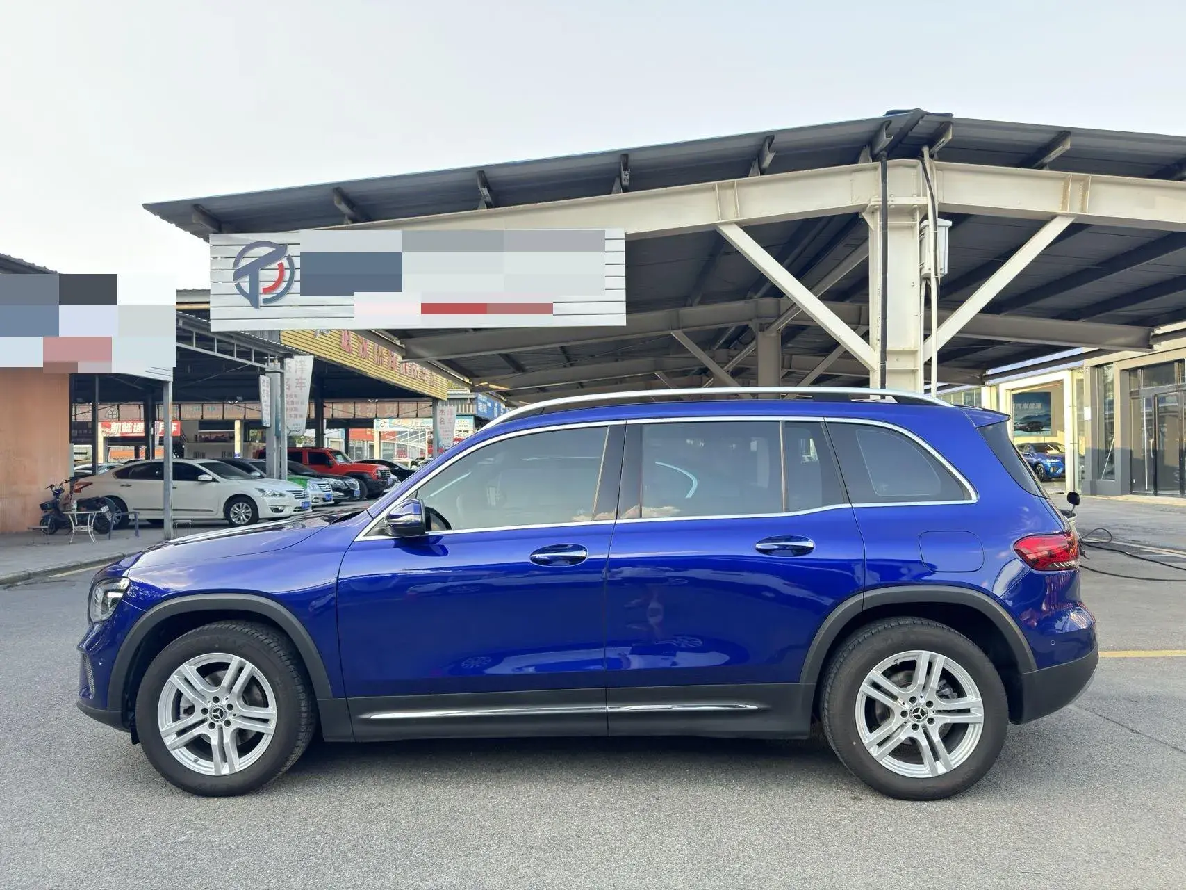 2020 MERCEDES-BENZ GLB thumbnail 4