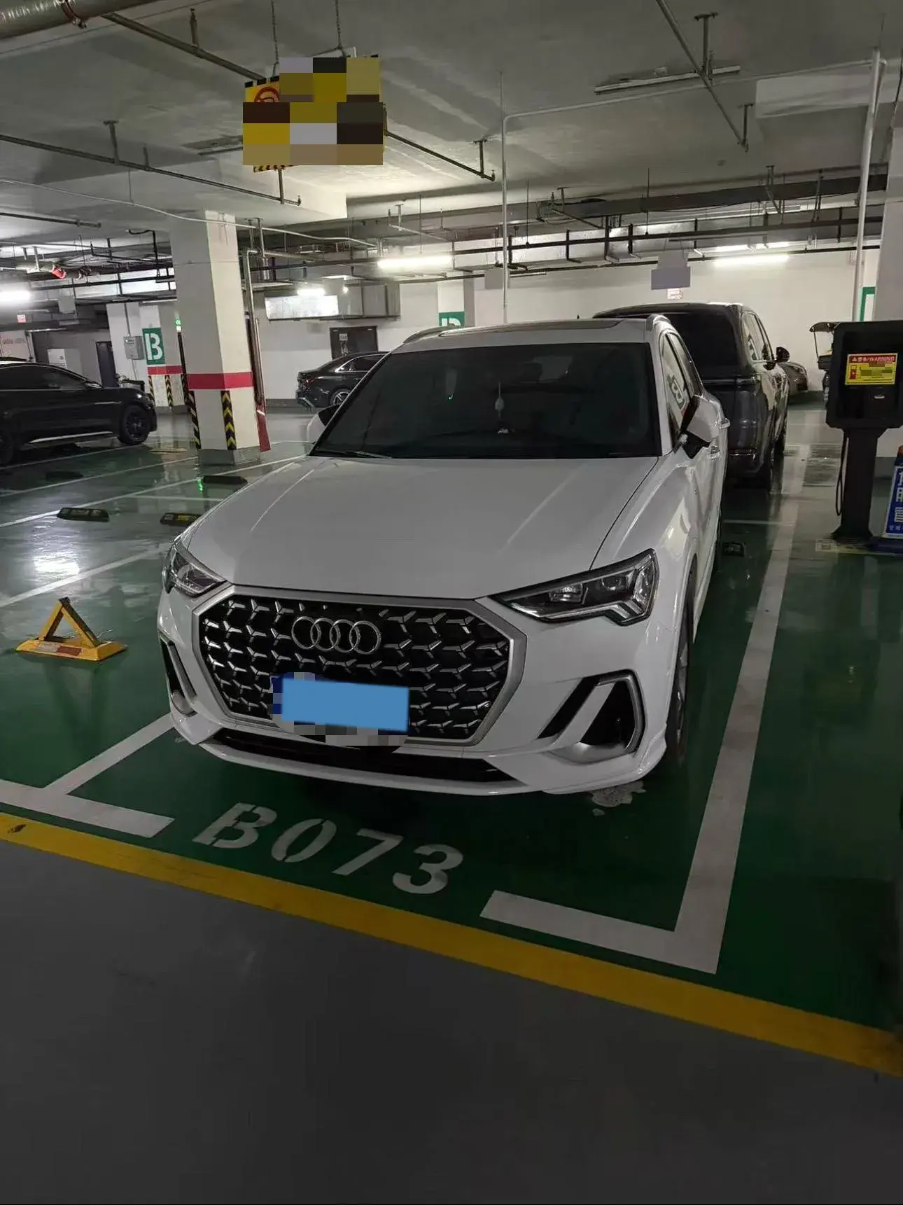 2024 AUDI Q2L view 1