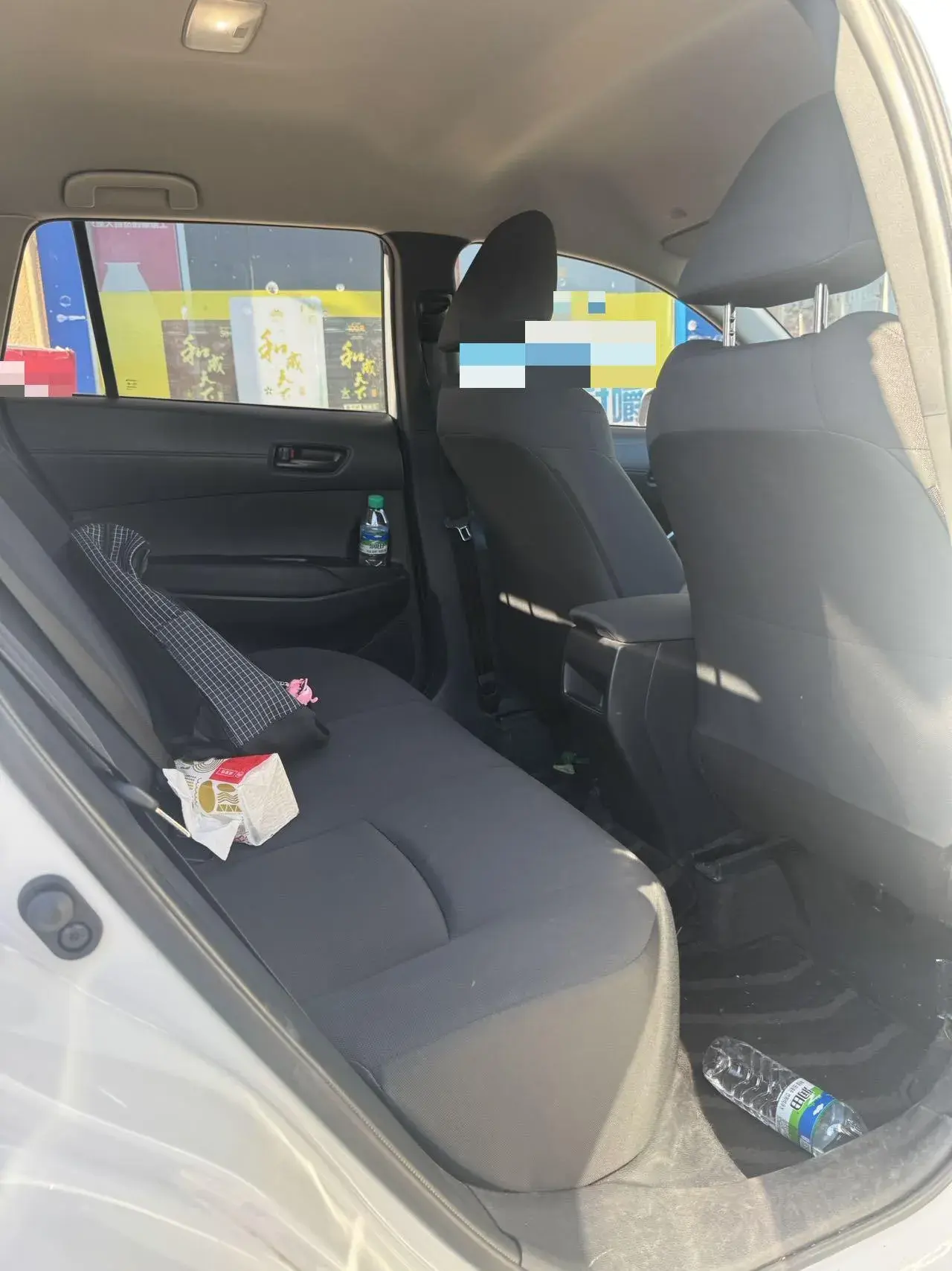 2023 TOYOTA COROLLA thumbnail 2