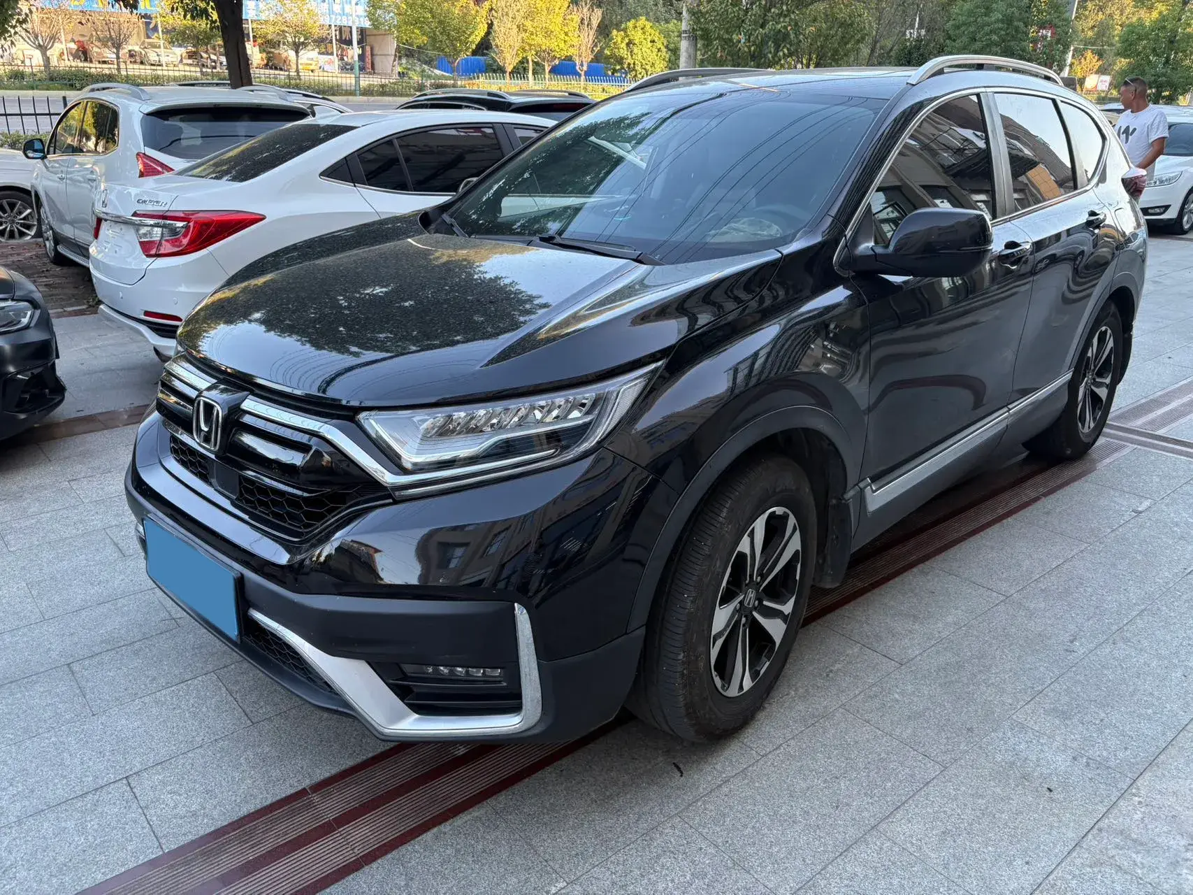 2021 HONDA CR-V view 1
