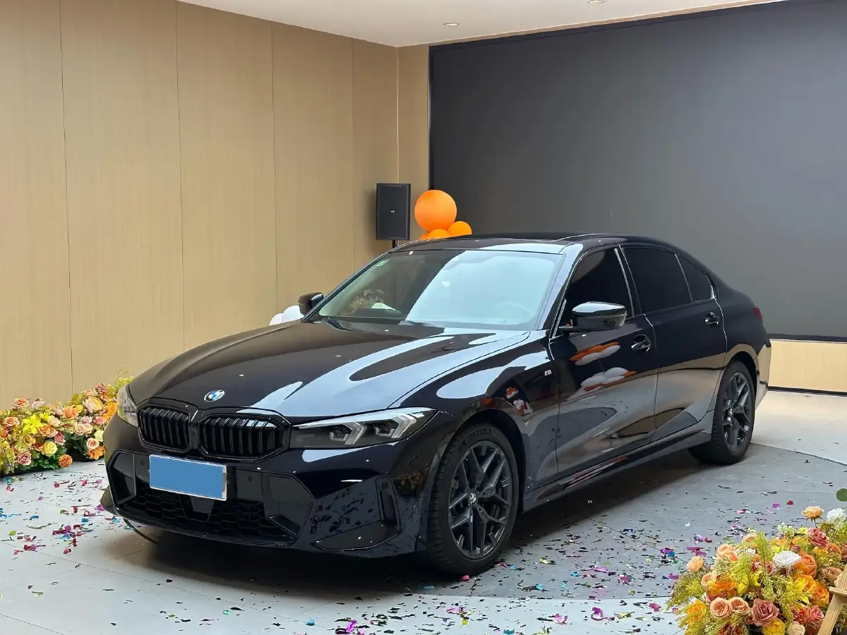 2025 BMW 3 Series 2.0T 245HP L4 8AT