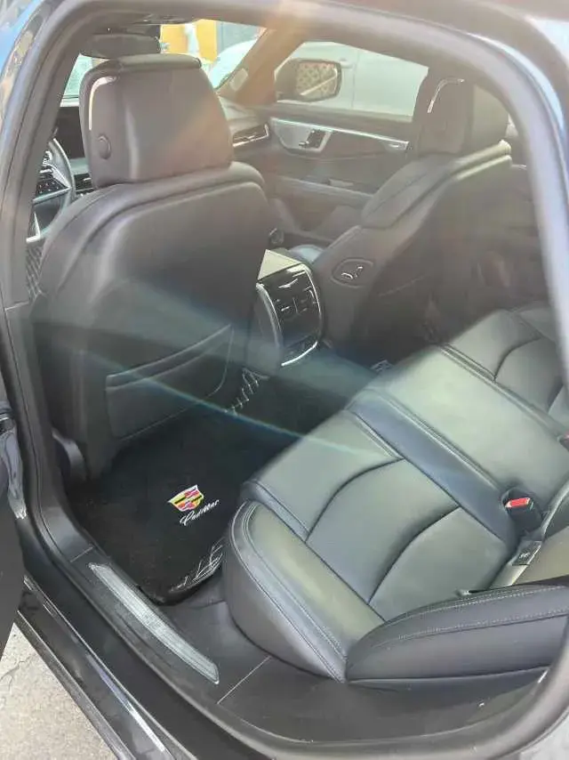 2023 CADILLAC CT6 thumbnail 3