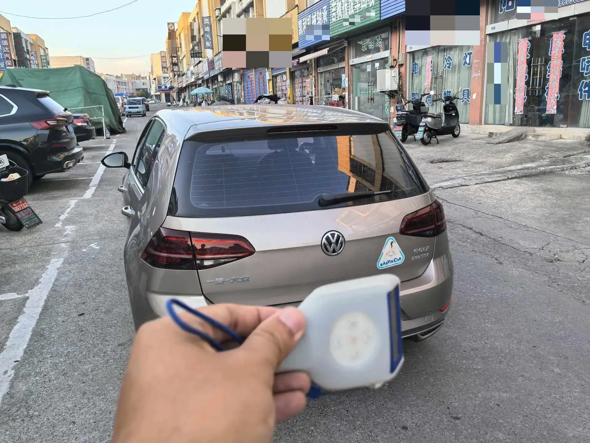 2018 VOLKSWAGEN GOLF thumbnail 2