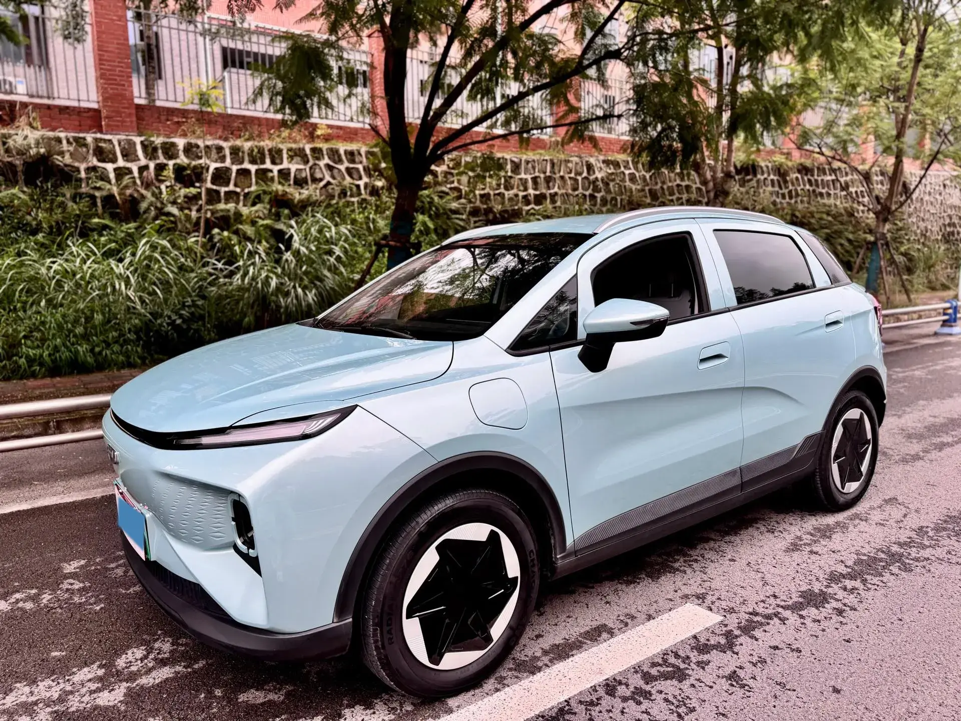 2024 GEOMETRY E view 1