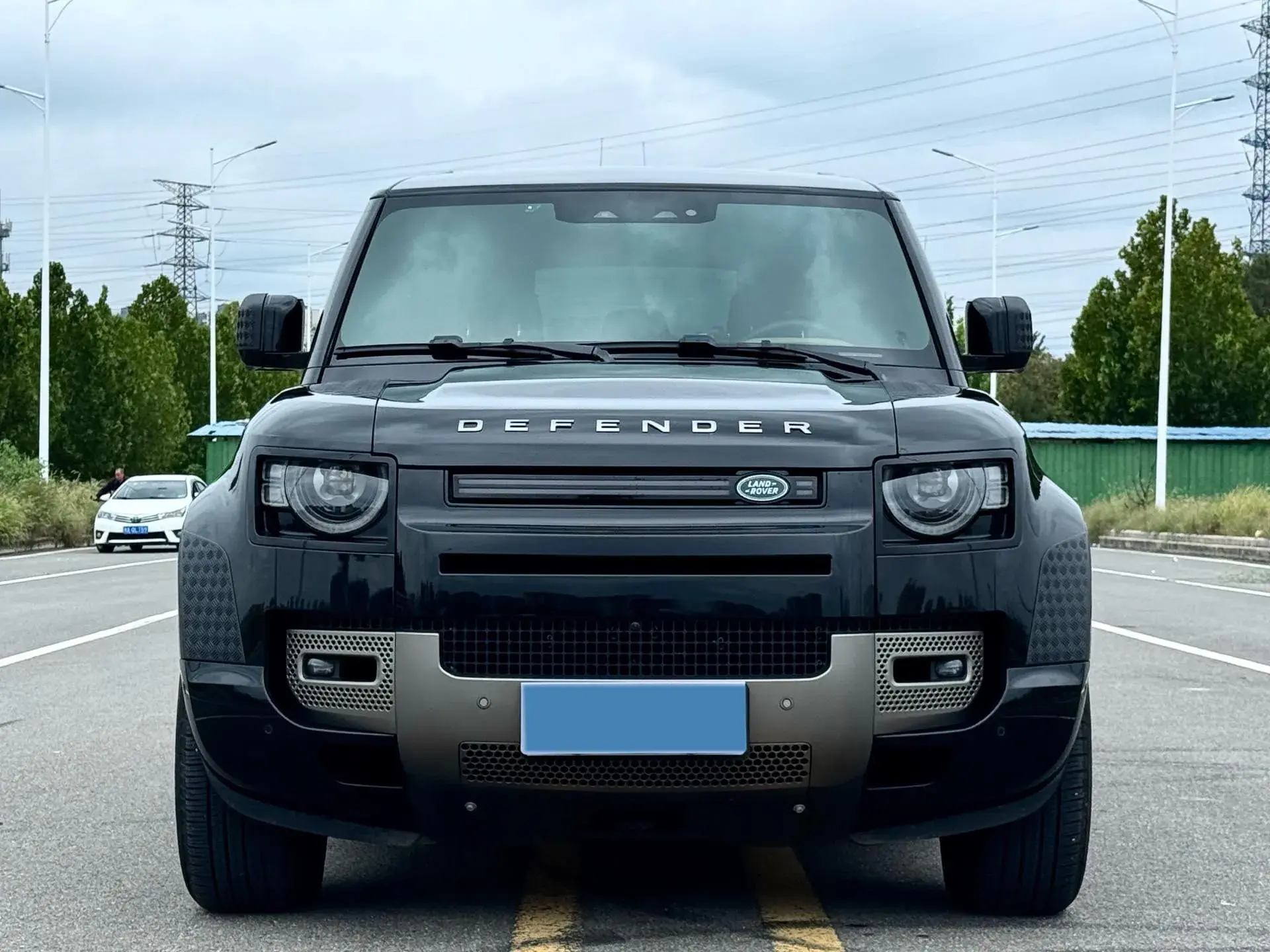 2024 LAND ROVER thumbnail 2