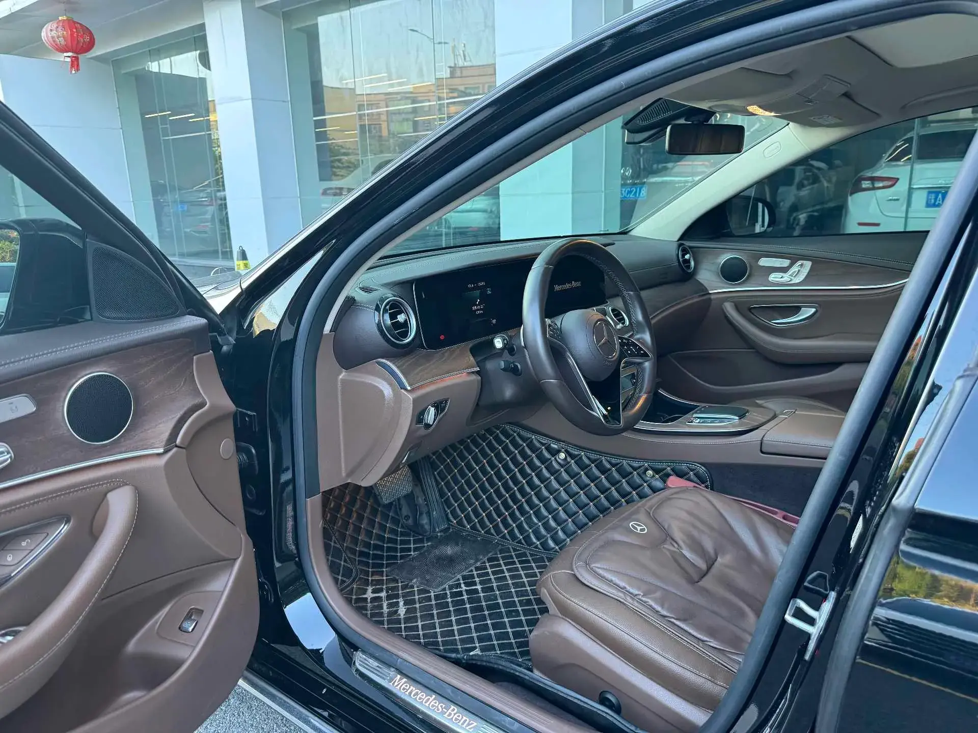 2021 MERCEDES-BENZ E thumbnail 4