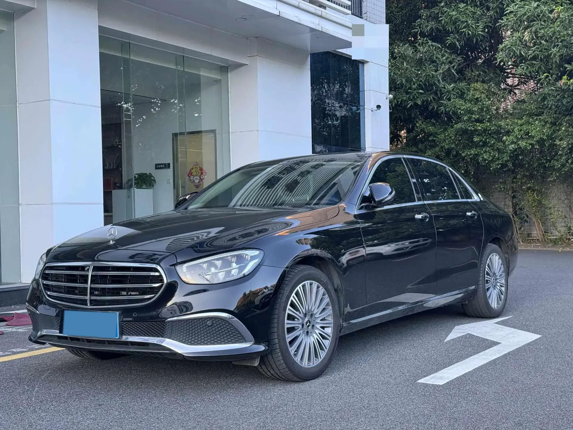 2021 MERCEDES-BENZ E view 1