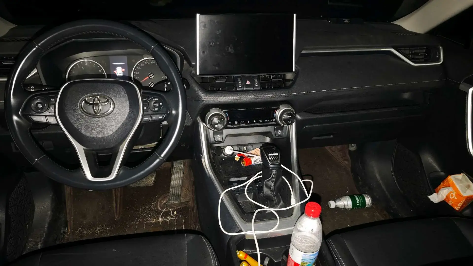 2022 TOYOTA WILDLANDER thumbnail 4