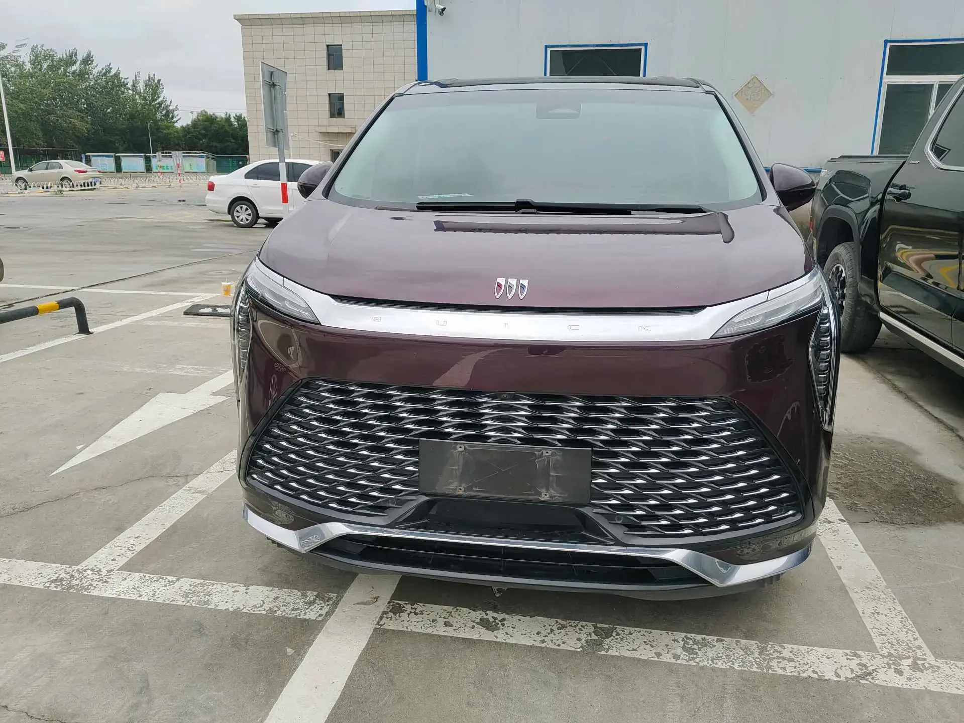 2023 BUICK CENTURY thumbnail 2