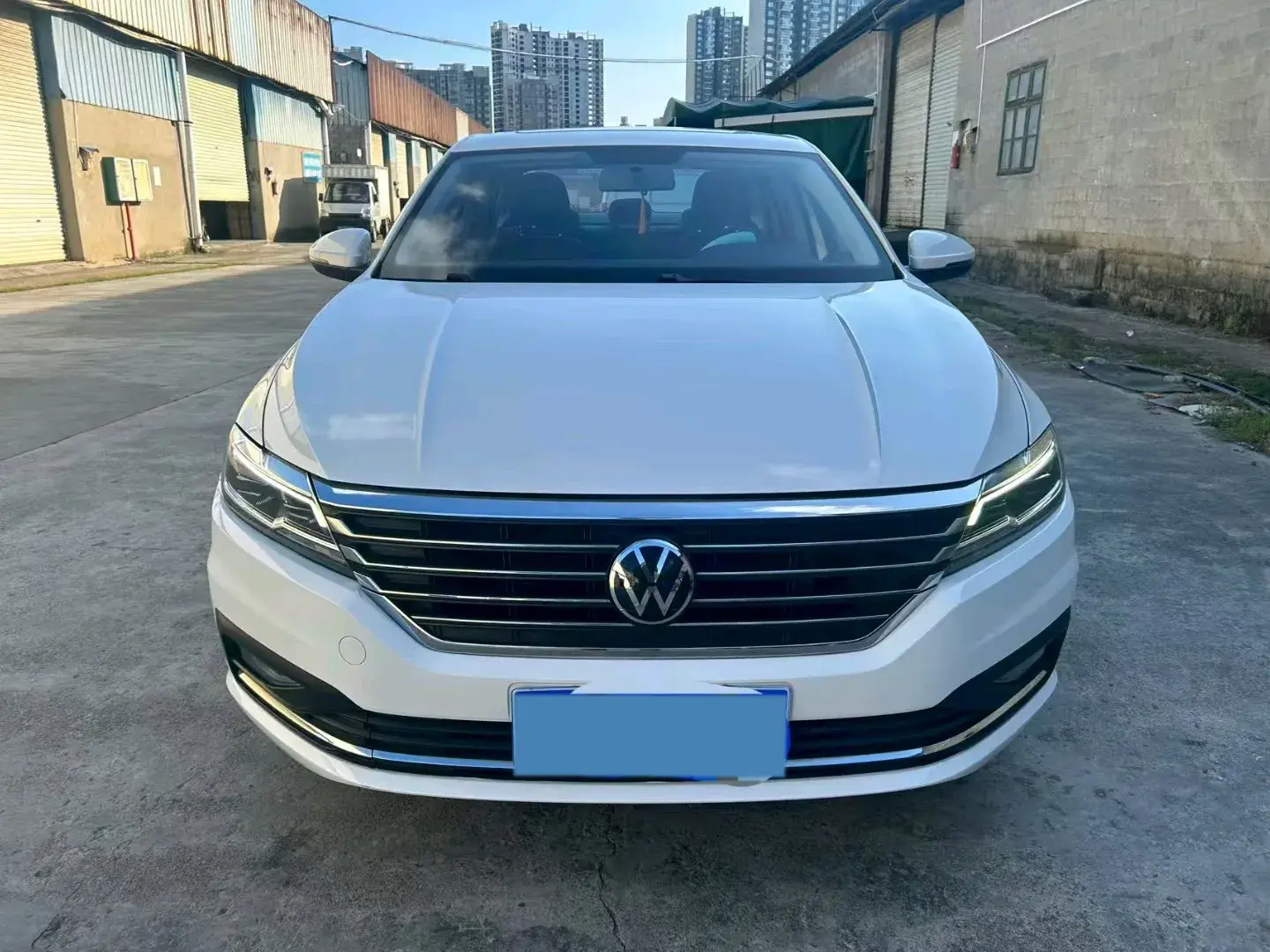 2021 VOLKSWAGEN LAVIDA thumbnail 2