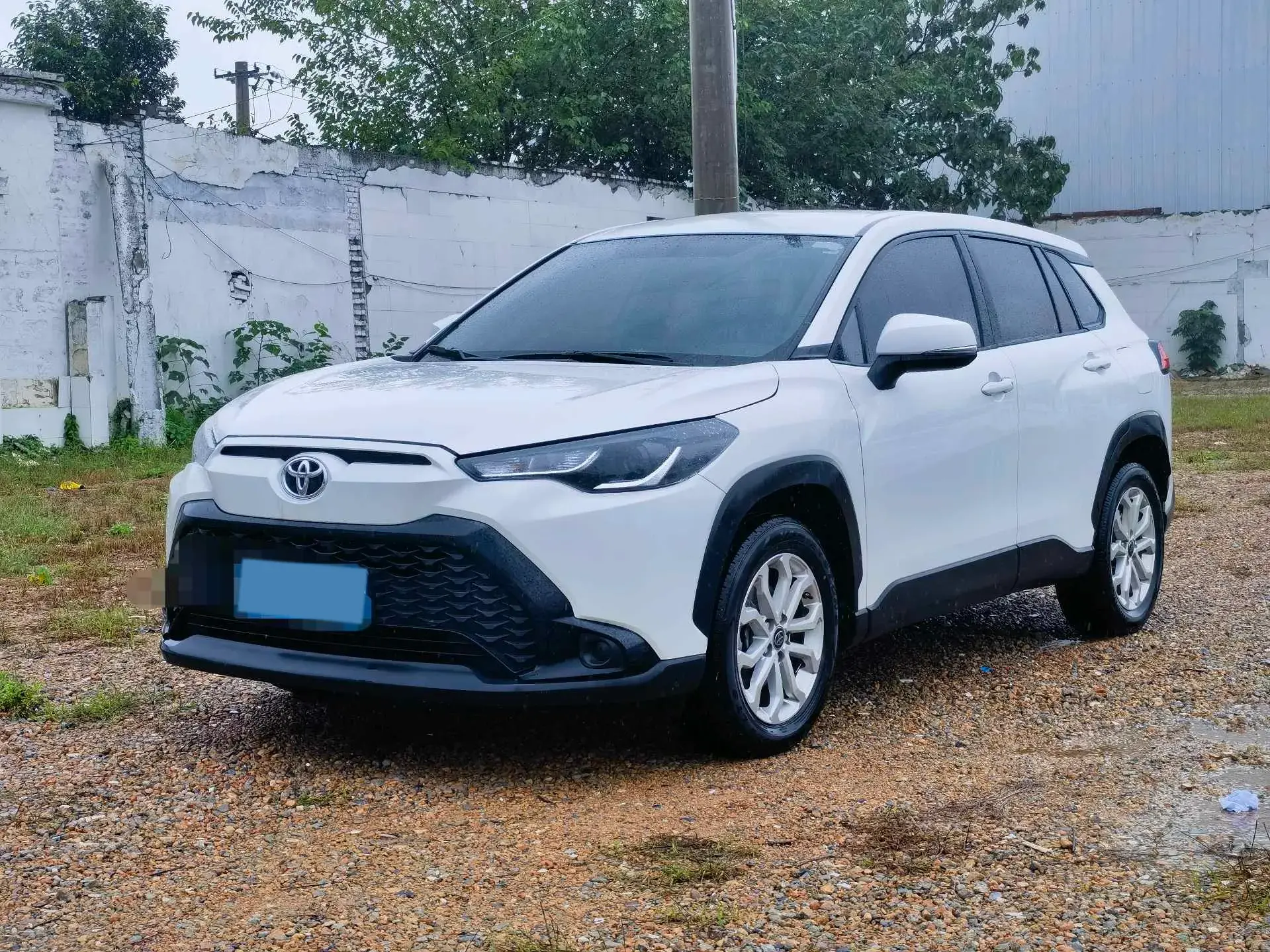 2023 TOYOTA FRONTLANDER view 1