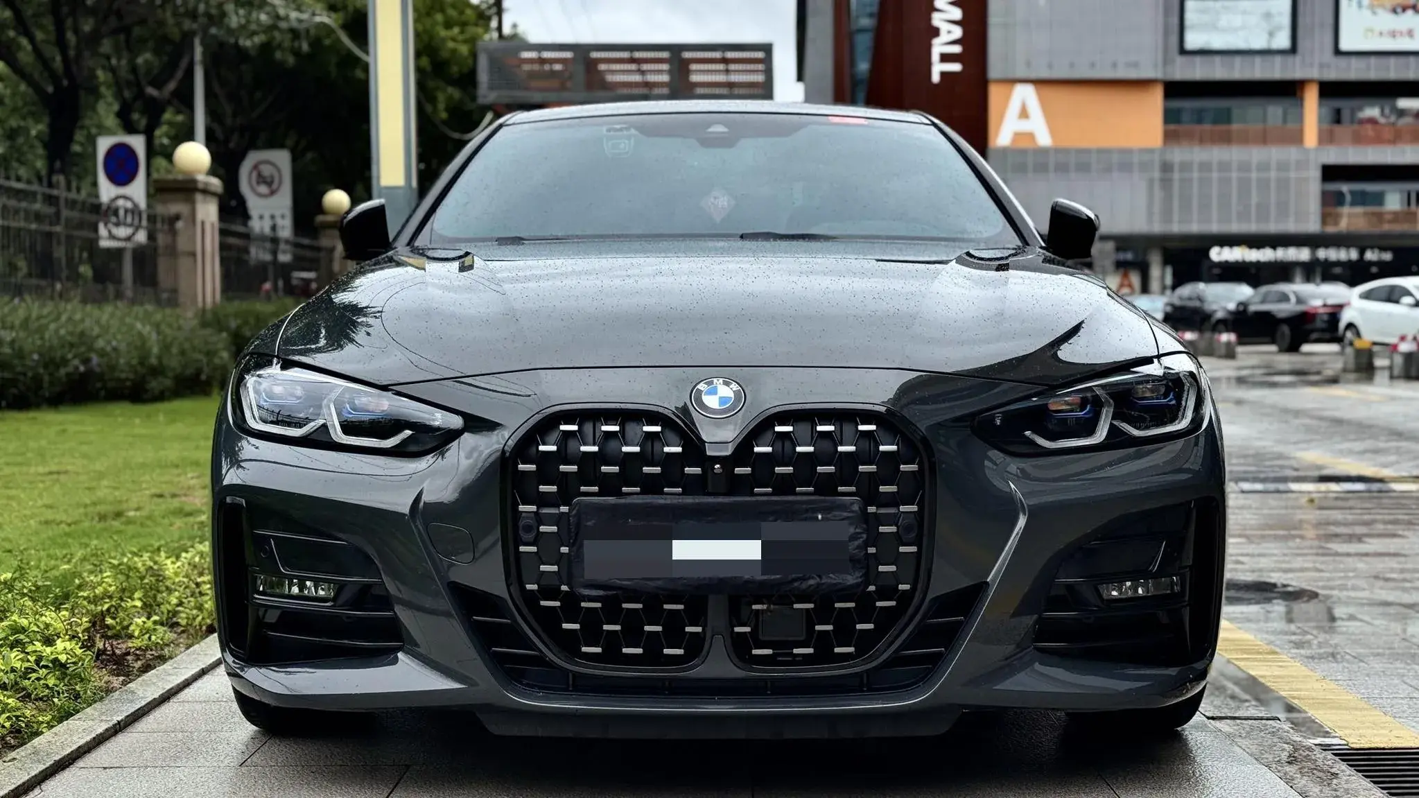 2022 BMW 4 thumbnail 2