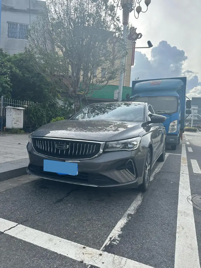 2022 Geely Emgrand L 1.4T 141HP L4 CVT