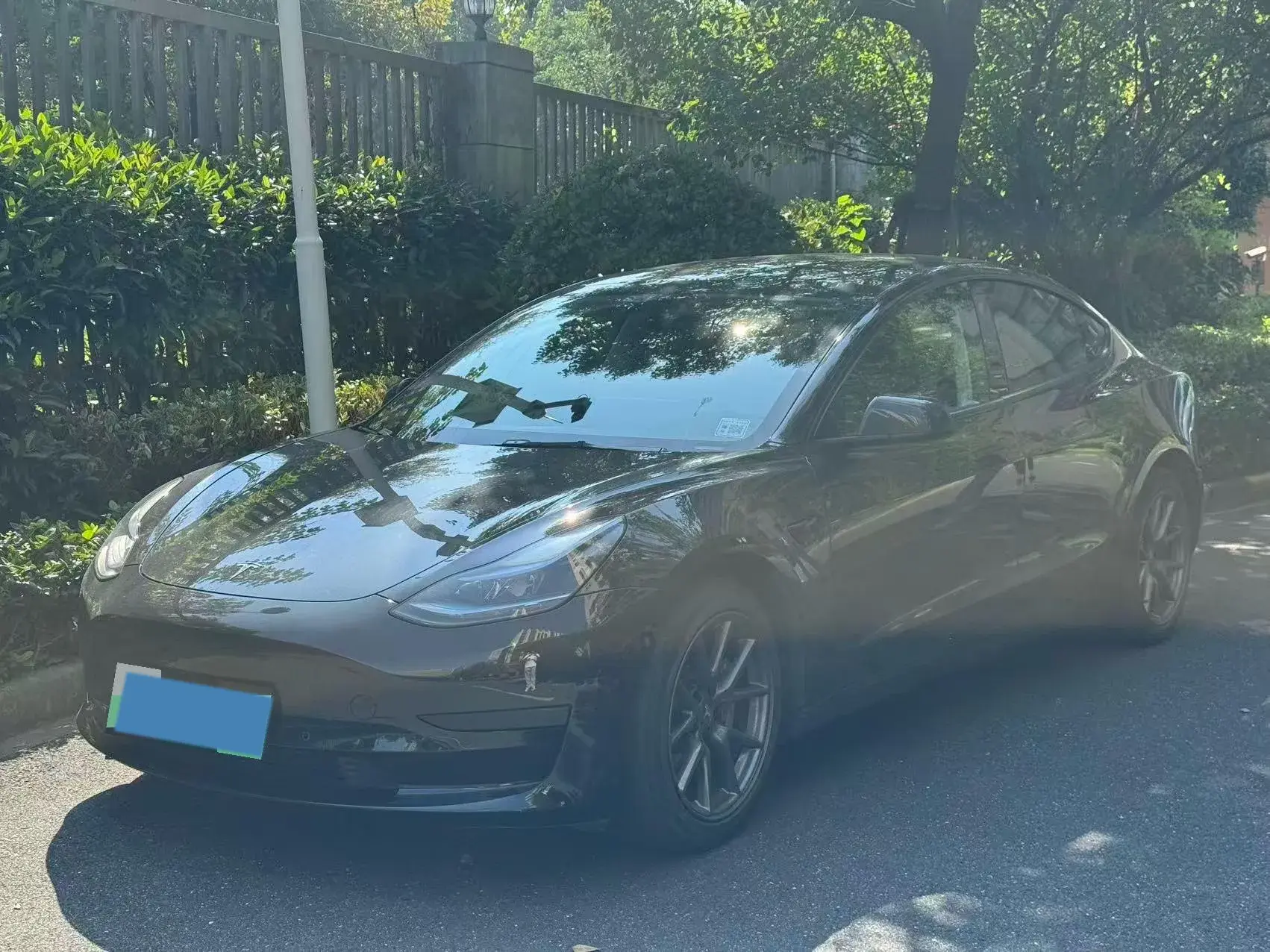 2022 TESLA MODEL view 1