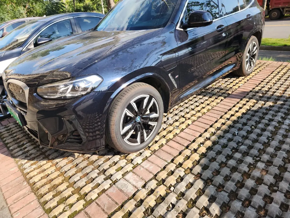 2024 BMW iX3 BEV 80KWH