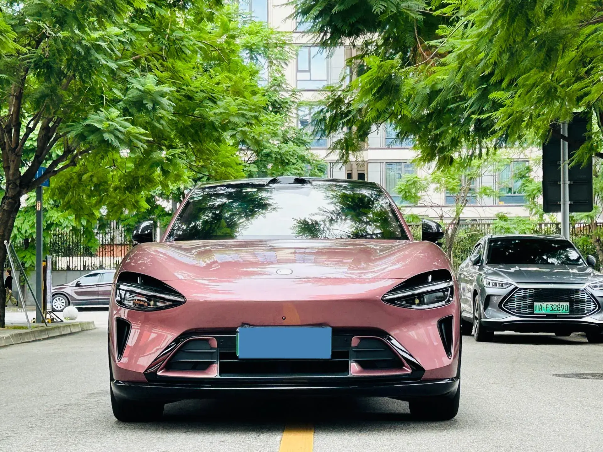 2025 MI YU7 thumbnail 2