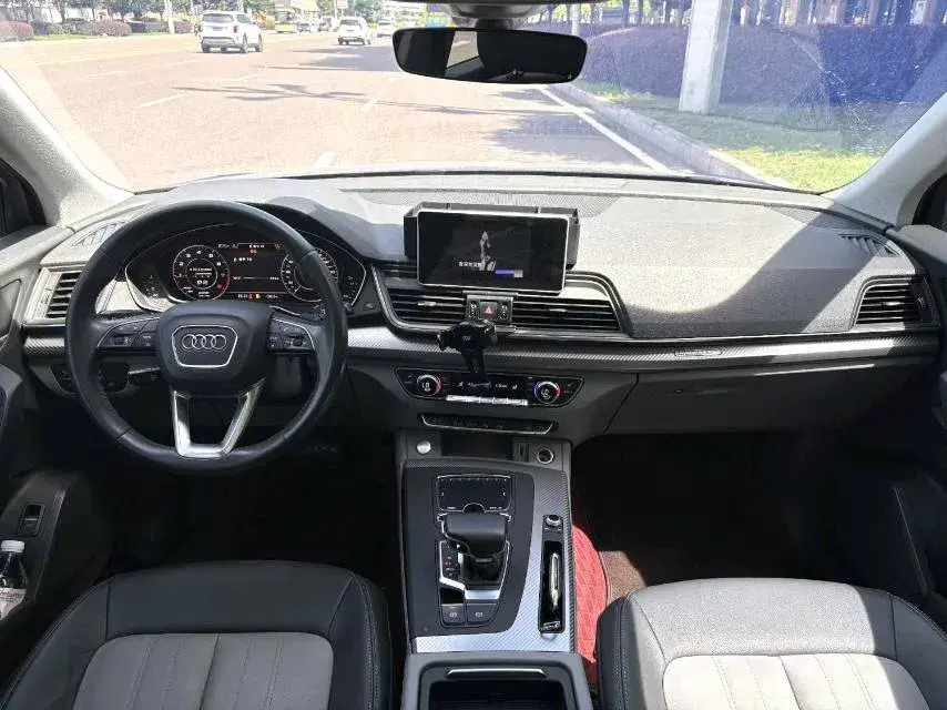 2018 AUDI Q5L thumbnail 4