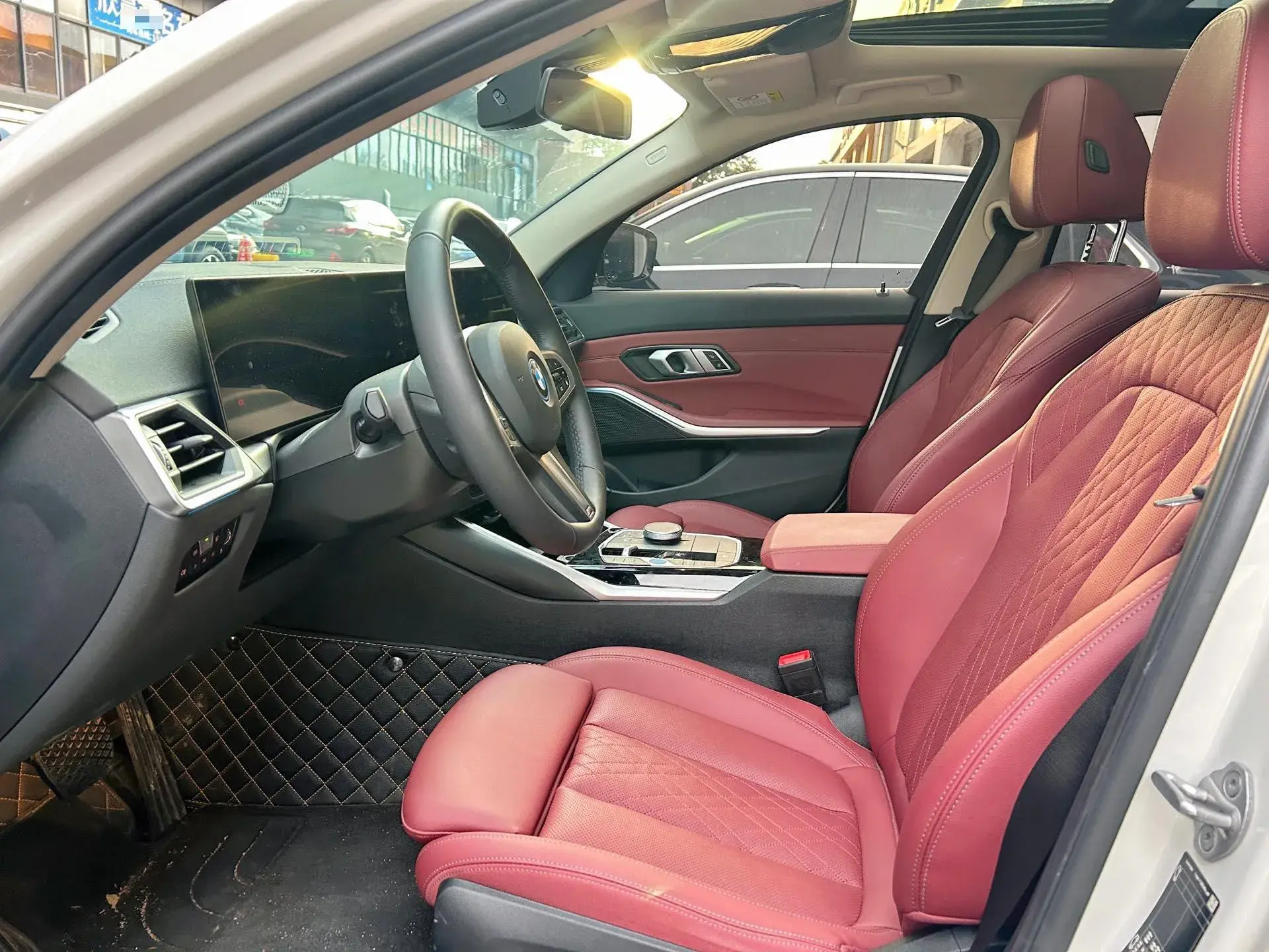 2024 BMW I3 thumbnail 3