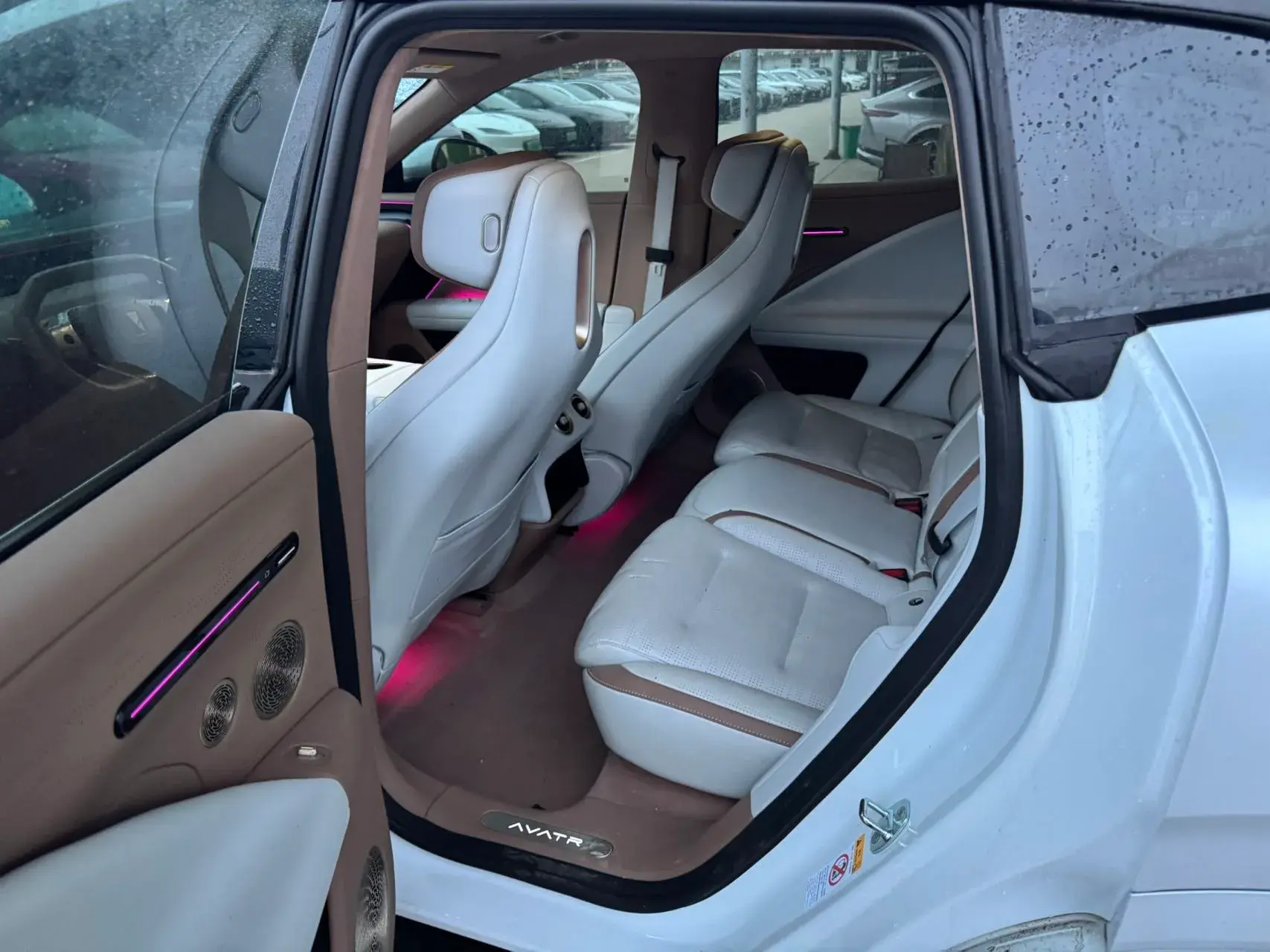 2024 AVATR 07 thumbnail 4