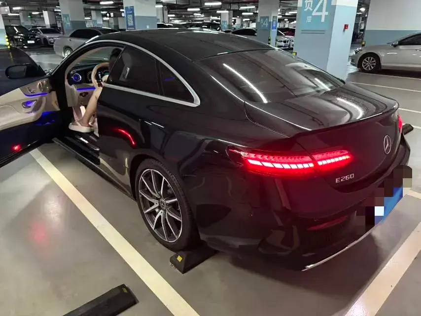 2021 MERCEDES-BENZ E thumbnail 3