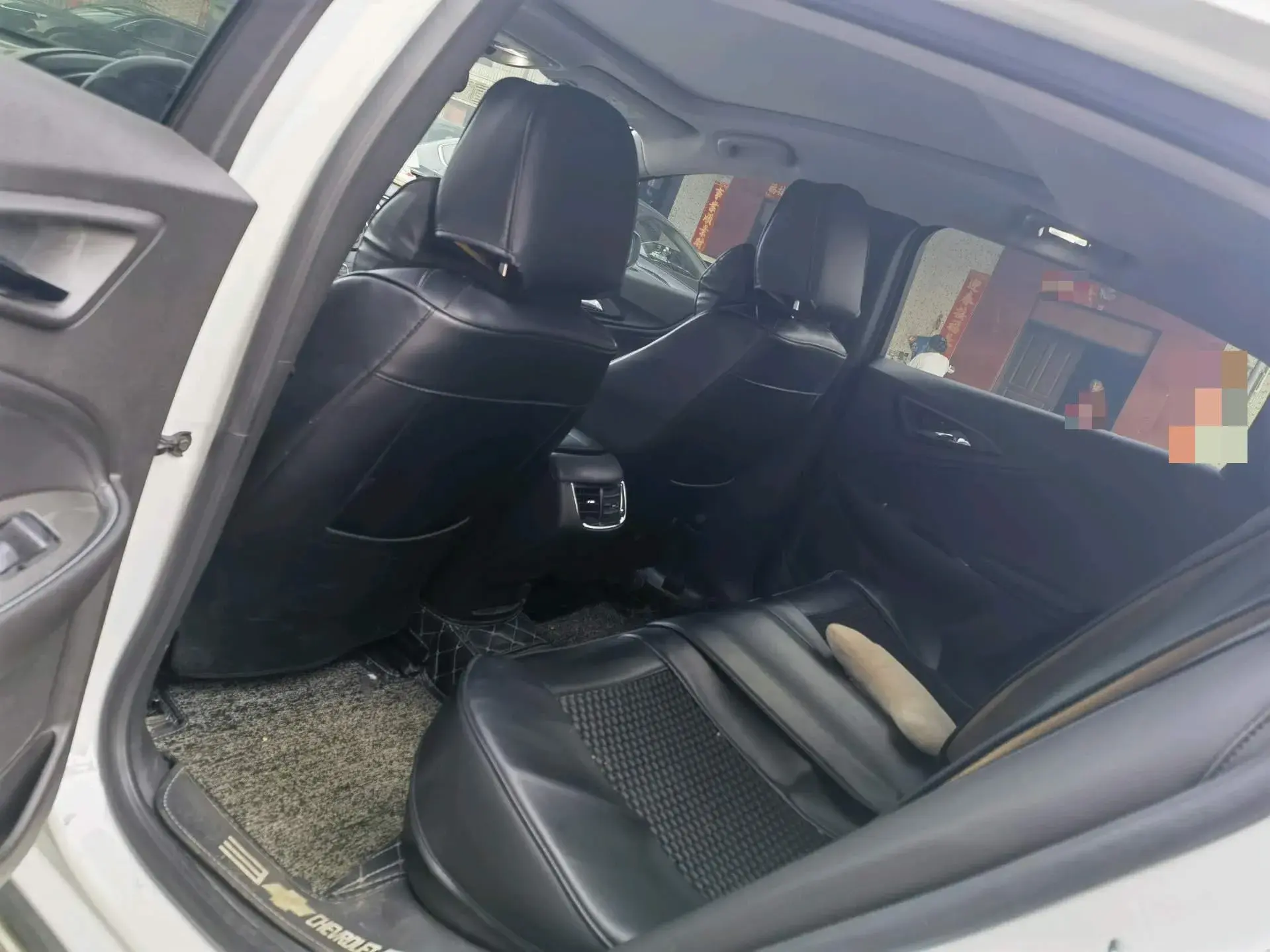 2021 CHEVROLET MALIBU thumbnail 4