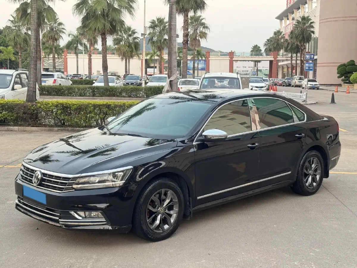 2015 Volkswagen Passat 1.8T 160HP L4 6AT