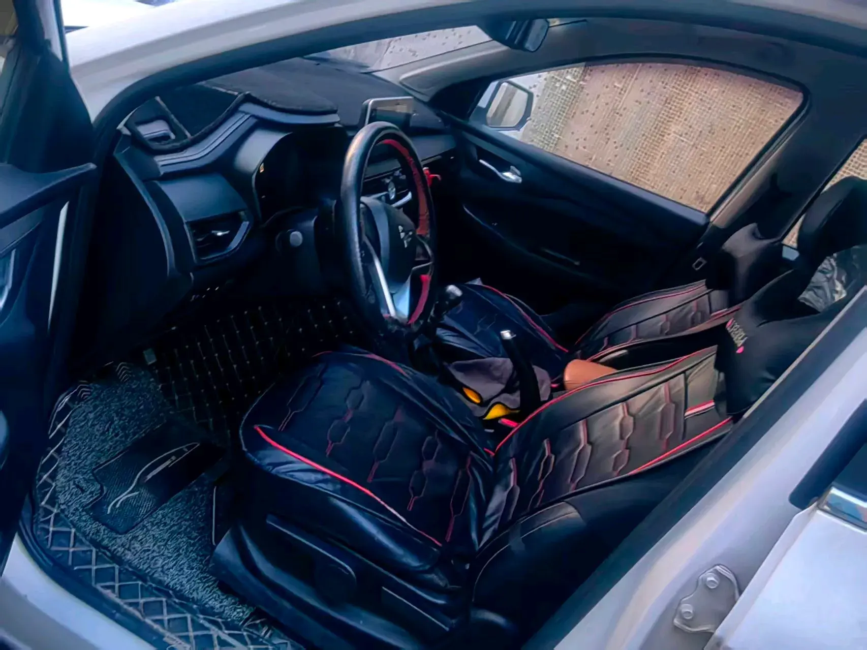 2018 WULING HONGGUANG thumbnail 4