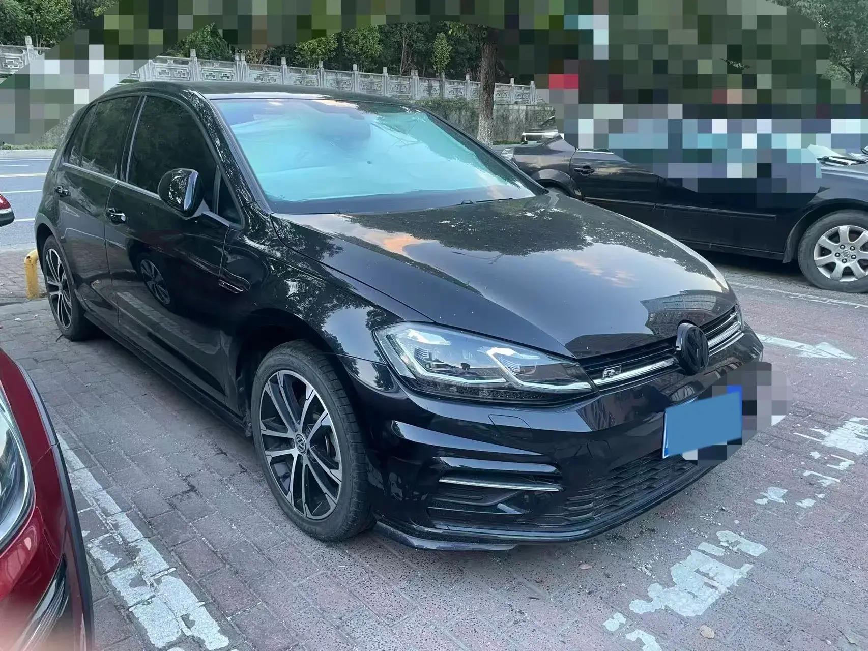 2019 VOLKSWAGEN GOLF thumbnail 4