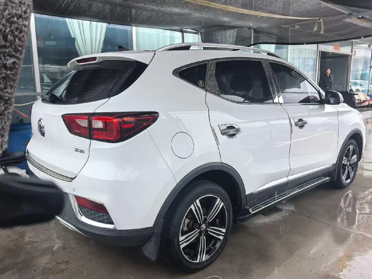 2018 MG ZS 1.5L 120HP L4 5MT,autocango,china used car exporter,china ev exporter,chinese used car exporter,chinese used ev exporter