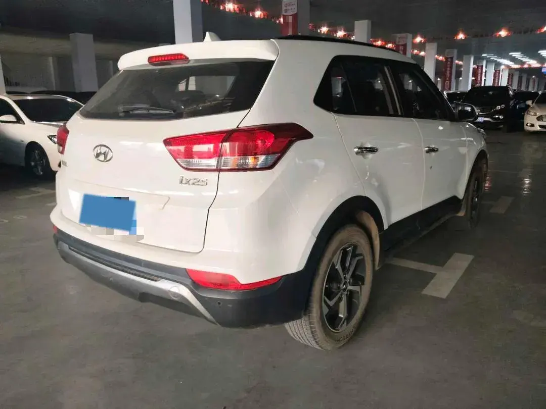 2017 HYUNDAI IX25 thumbnail 4