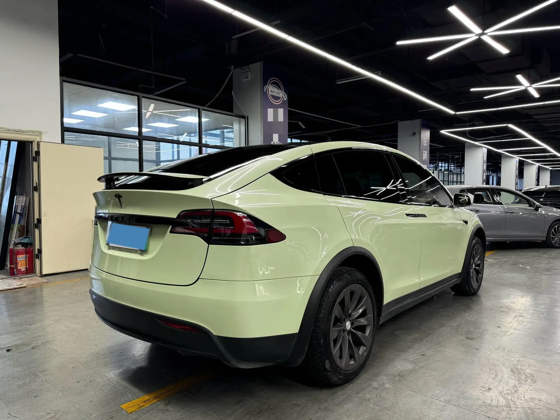 2016 TESLA MODEL thumbnail 3