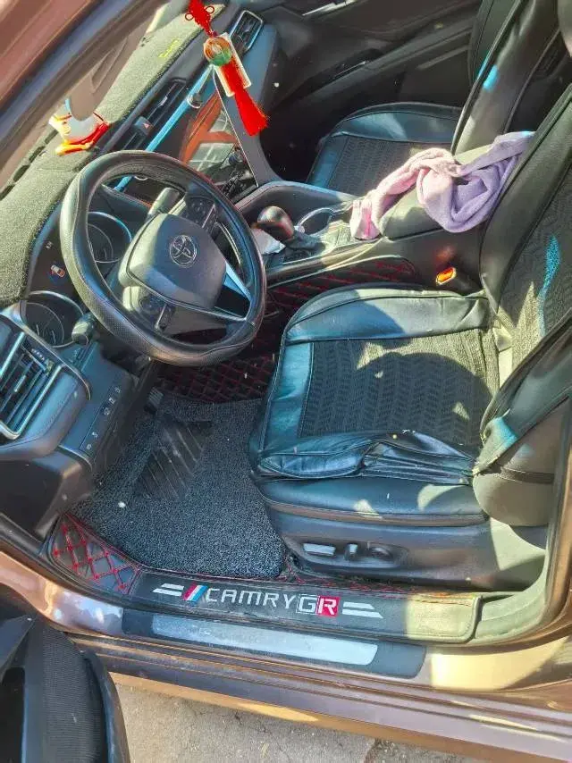 2019 TOYOTA CAMRY thumbnail 4