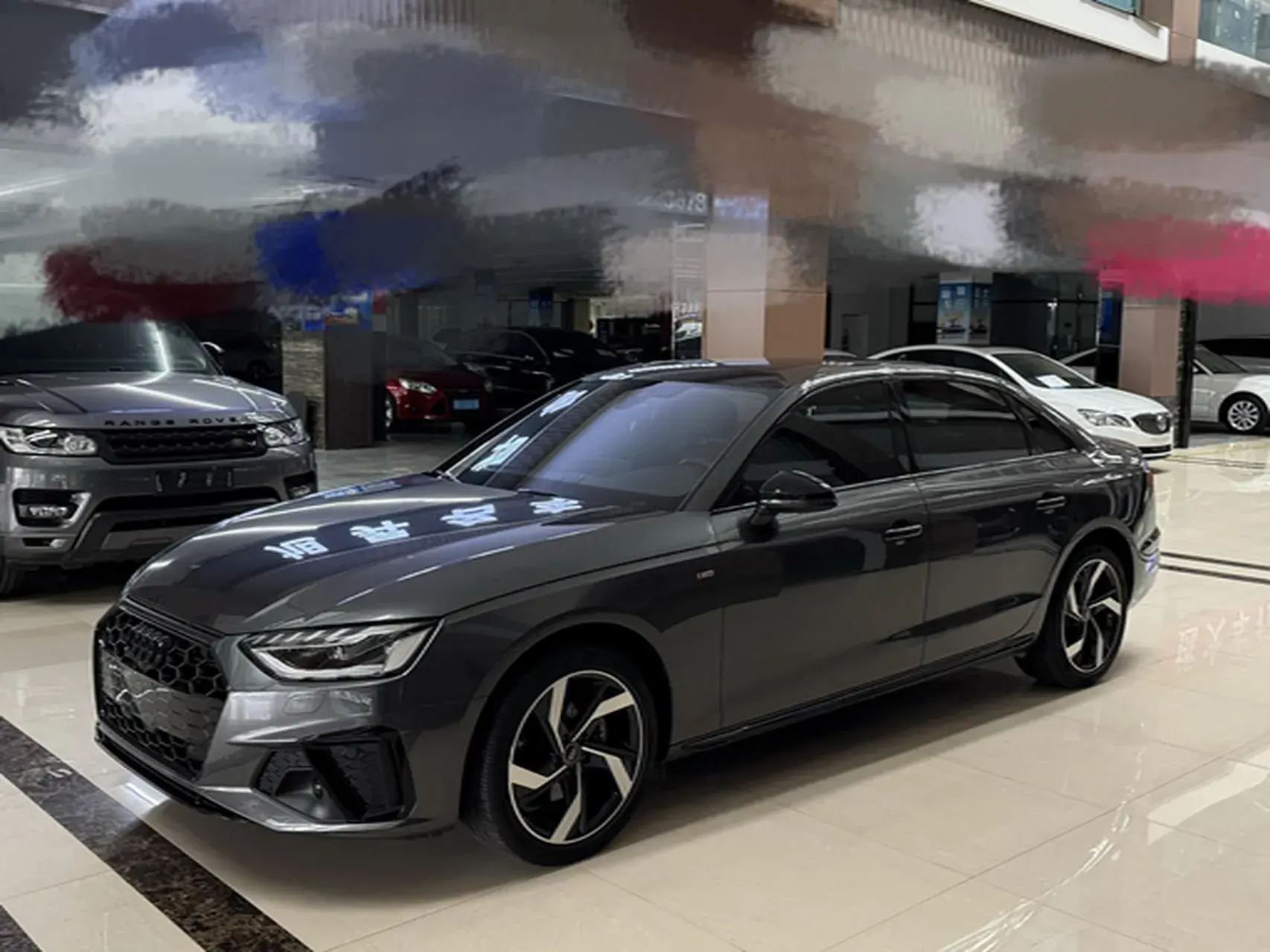 2023 AUDI A4L view 1