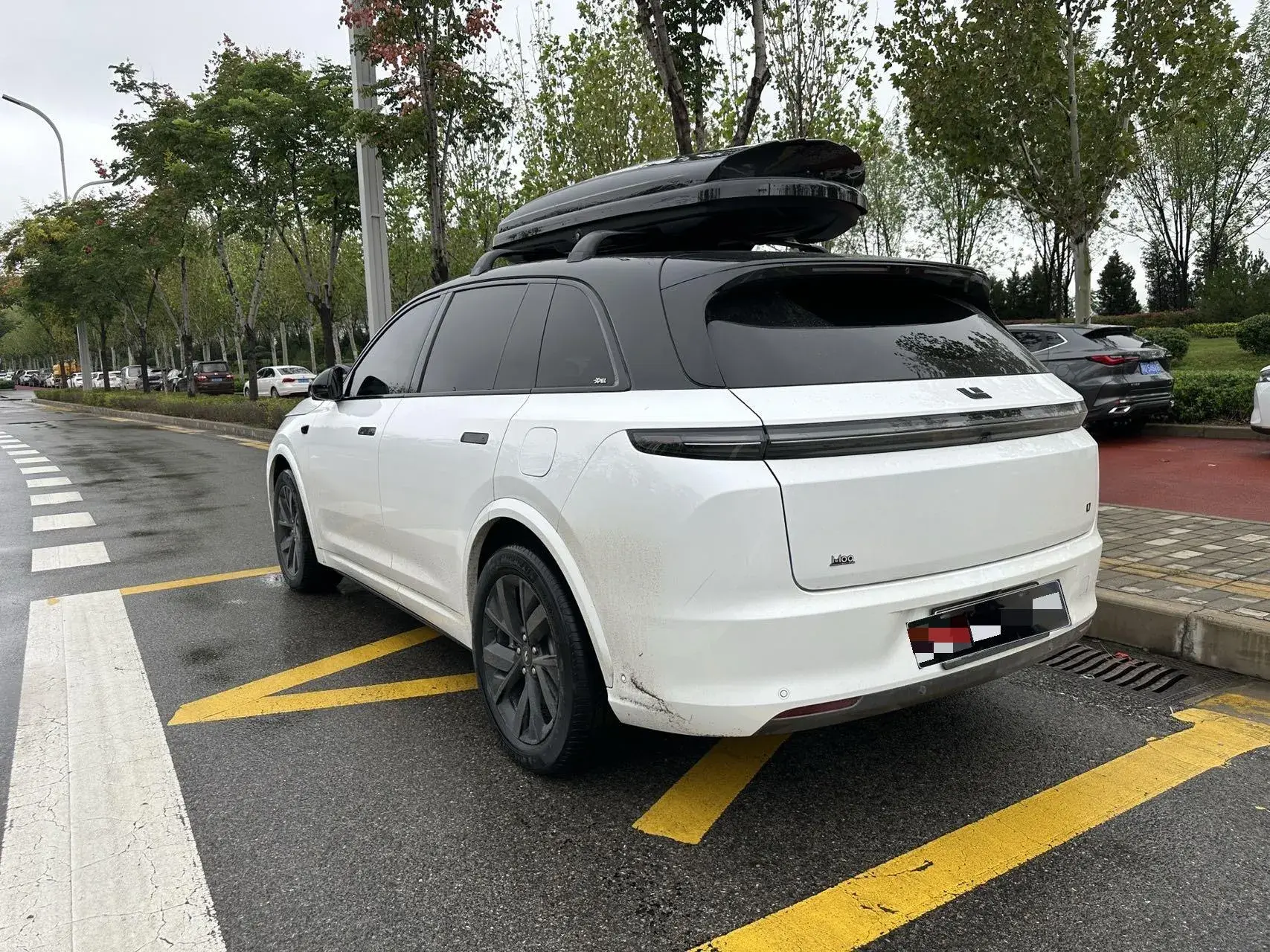 2023 LI L7 thumbnail 3