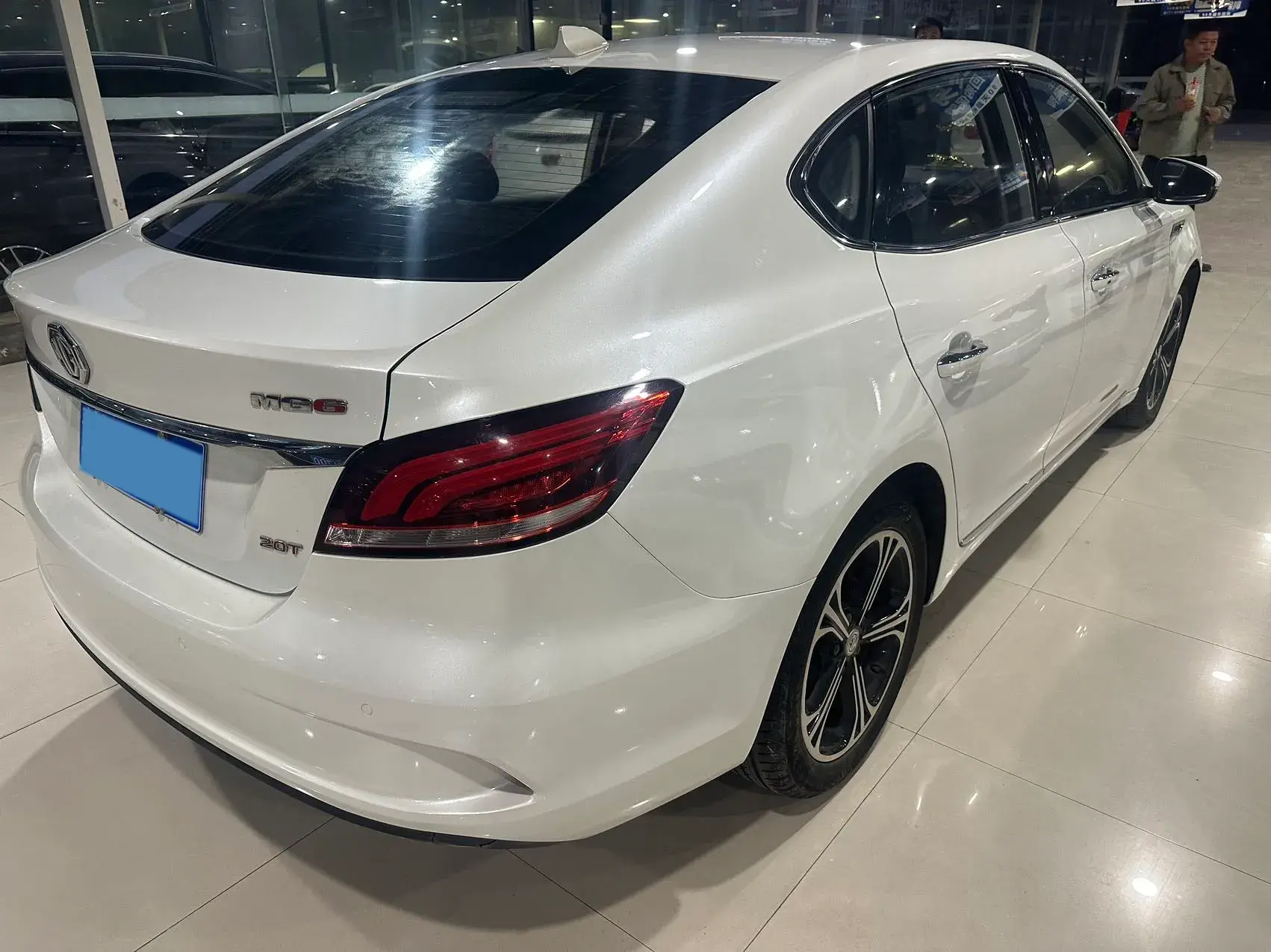 2018 MG MG6 thumbnail 4