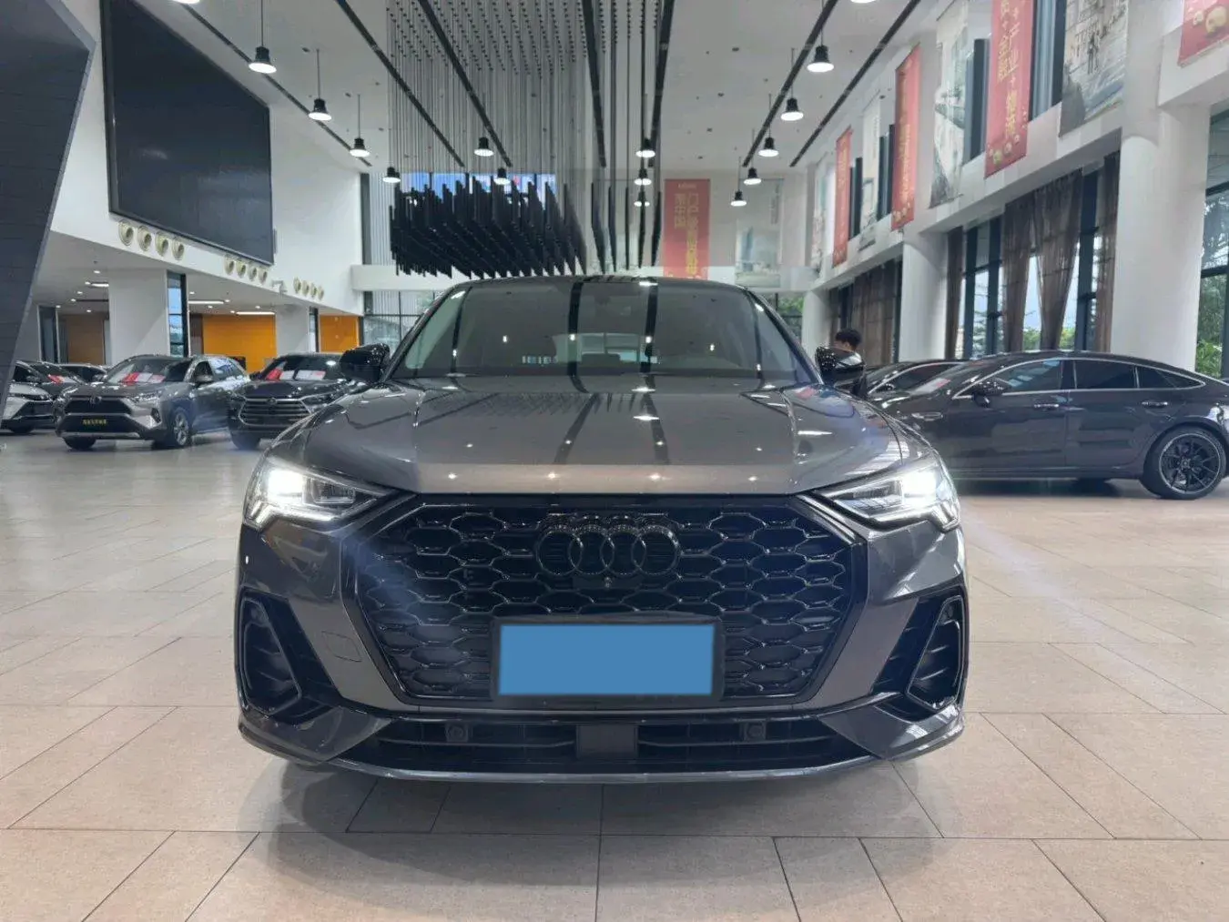 2021 AUDI Q3 thumbnail 2