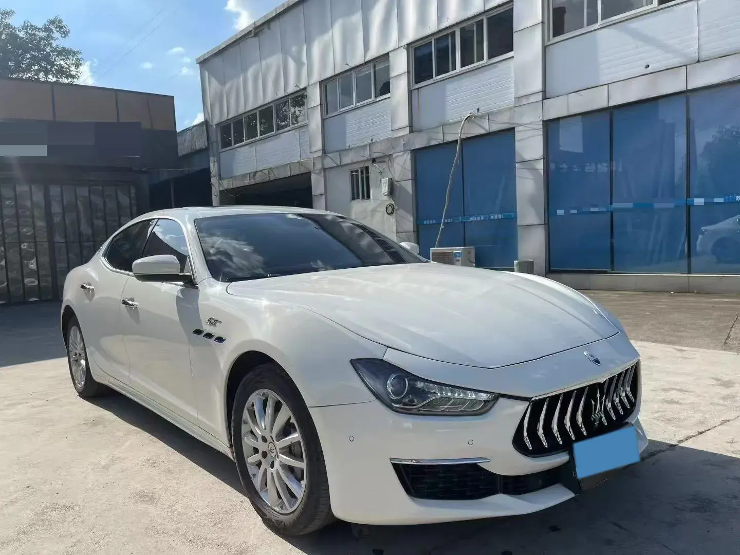 2022 MASERATI GHIBLI thumbnail 3