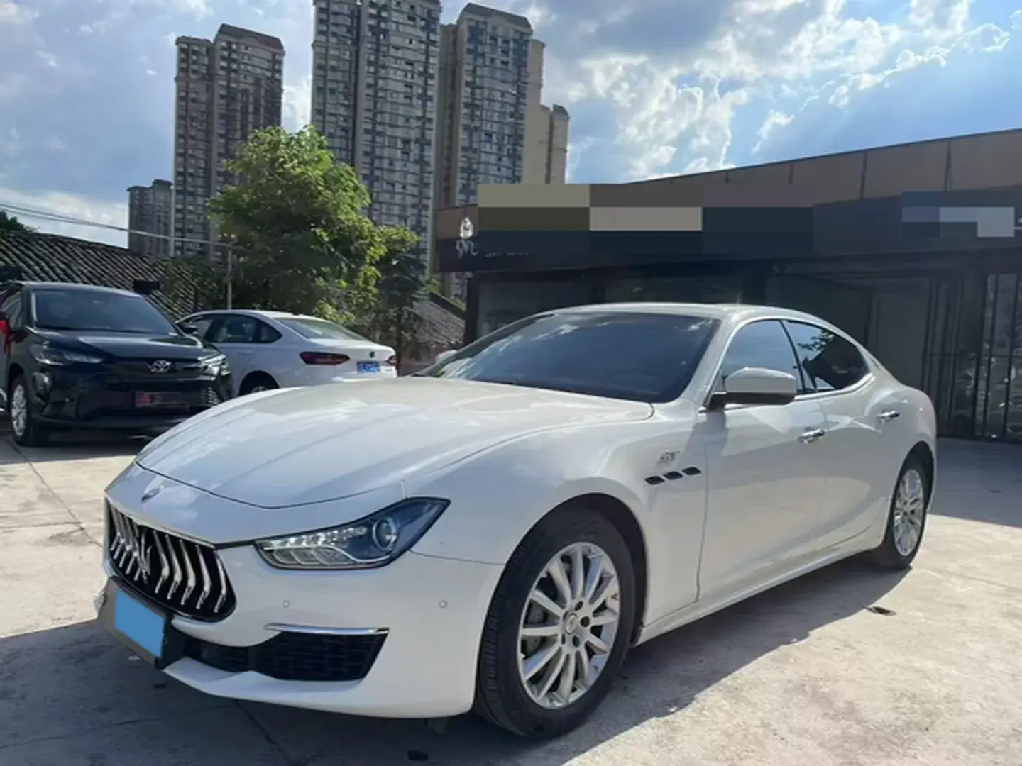 2022 MASERATI GHIBLI view 1