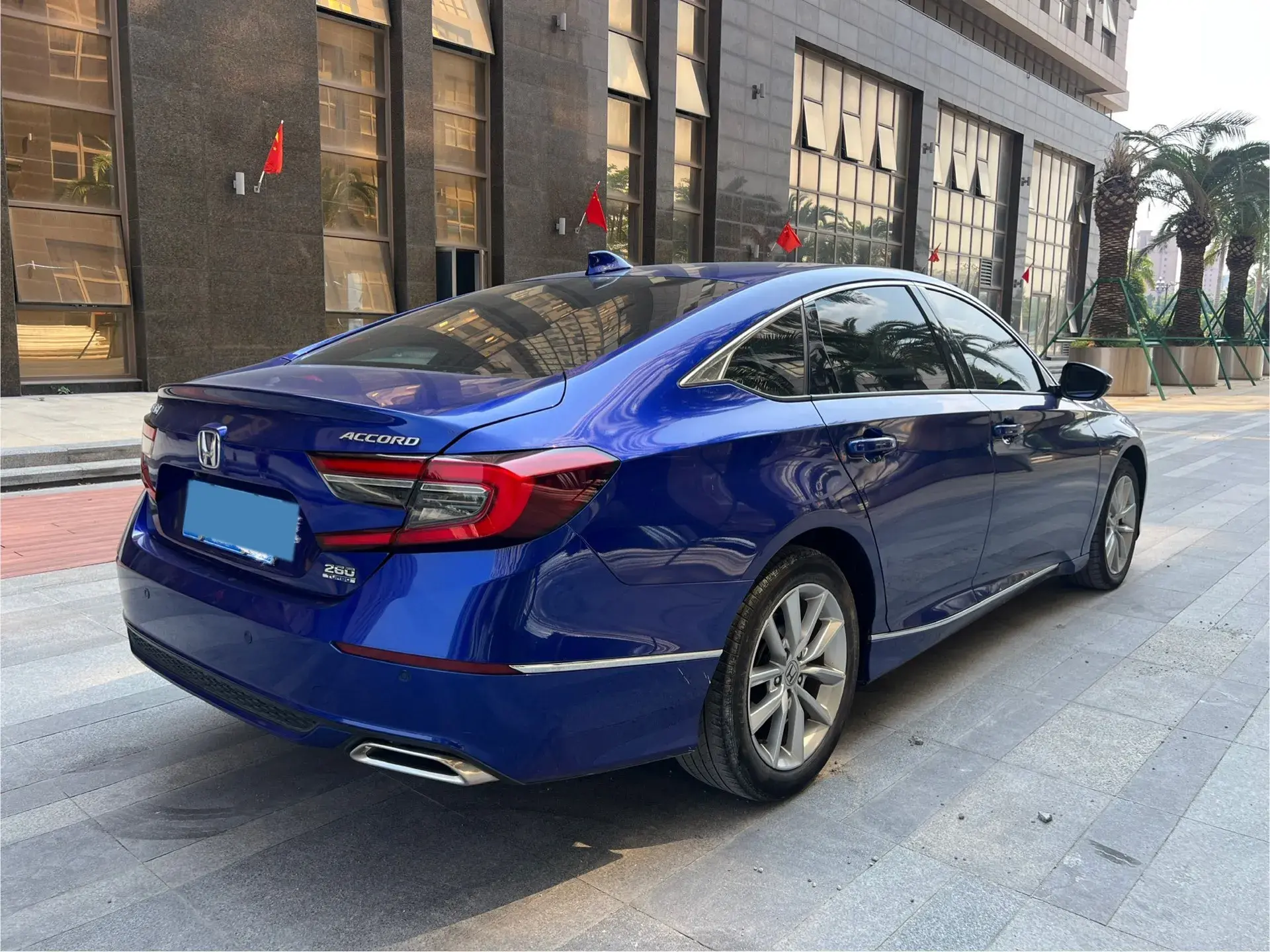 2022 HONDA ACCORD thumbnail 4