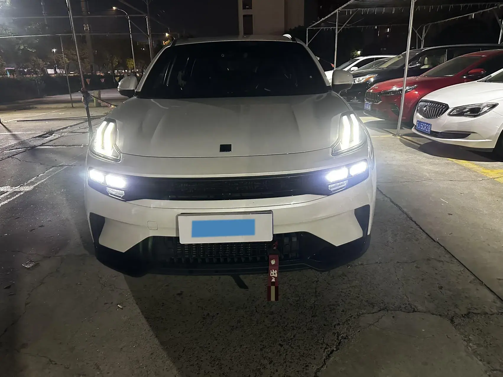 2023 LYNK&CO 06 thumbnail 2