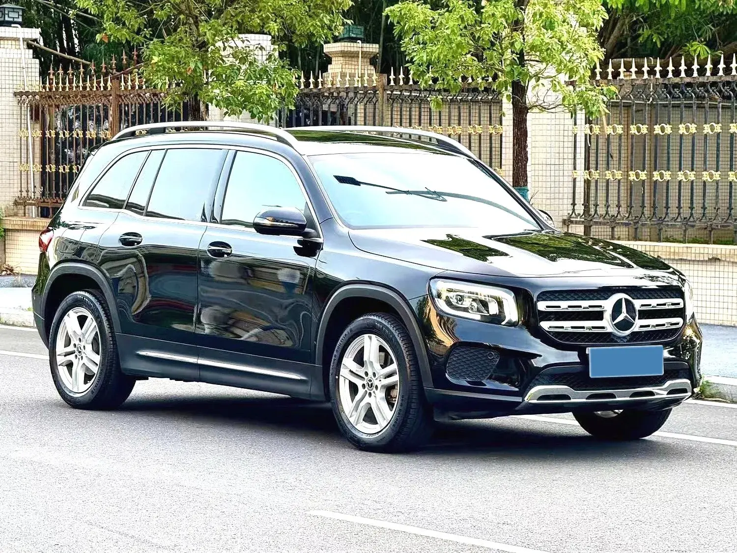 2022 MERCEDES-BENZ GLB thumbnail 3