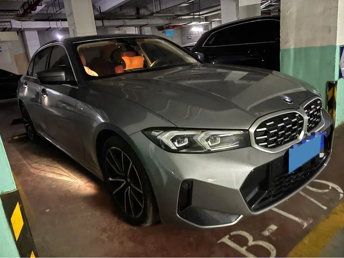 2023 BMW 3 thumbnail 3