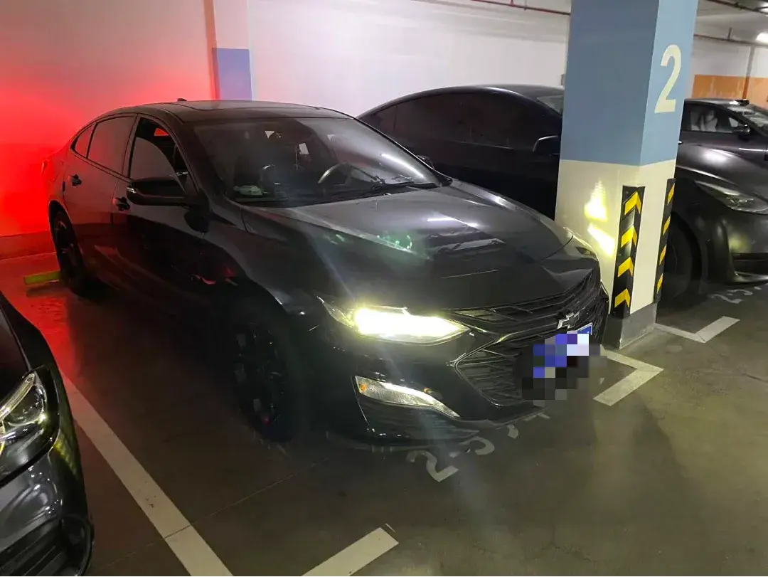 2019 CHEVROLET MALIBU thumbnail 3